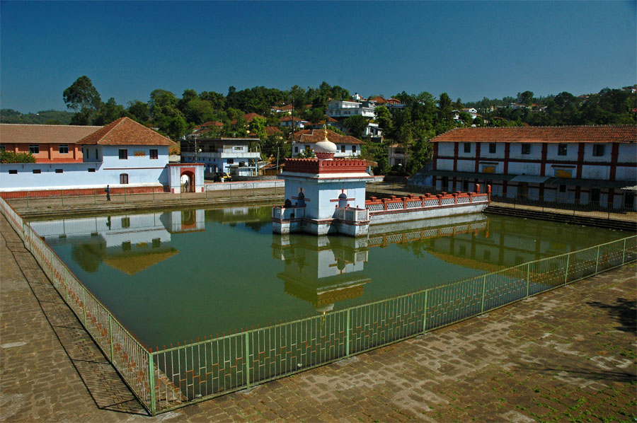 Omkareshwara Temple, Madikeri Omkareshwara Temple, Madikeri